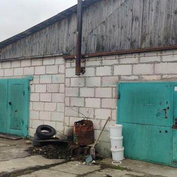 Продам земельну ділянку з приміщенням
