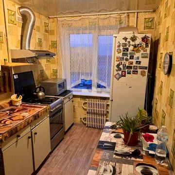 Продам 3 коинатную квартиру Захарченко  дом 14