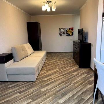 Квартира студія 35 м2