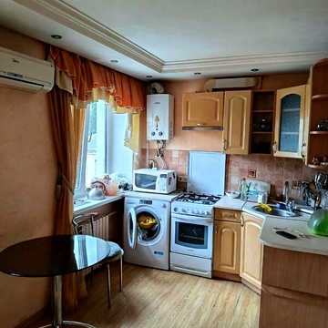 Довгострокова оренда 1к Квартира Решата Аметова (Романа Кармена) вулиця