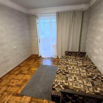Сдам квартиру однокімнатну власну квартиру на довгострокову аренду  в Хортицькому районі , вул. Василя Сергієнка. Для охайних людей , без тварин.
