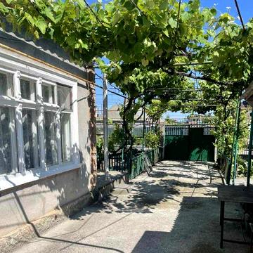 Дом в Крыжановке  возле моря на 9 сотках