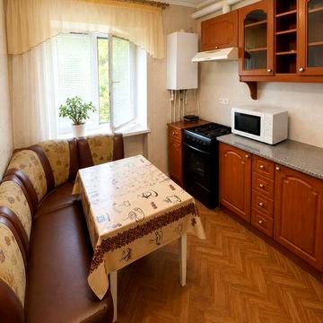 Продаж затишної квартири в с. Пшеничне