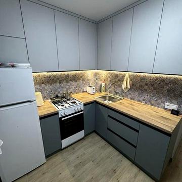 Власник Продам 1-к квартиру біля метро вул. Холодногірська 4