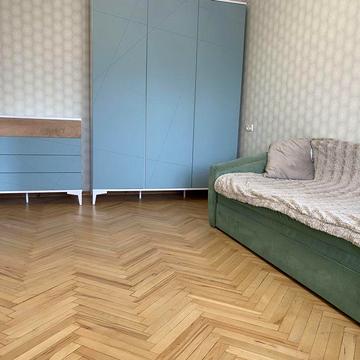 Продам 1-к квартиру на Я.Гашека