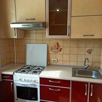 Сдам в аренду свою  1 ком. квартиру на Хортицком р-не 15 м-н на длительный срок