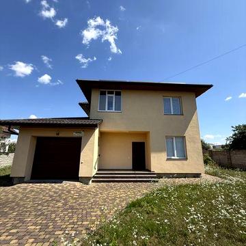 Продаж сучасного будинку з ремонтом в с. Струмівка
