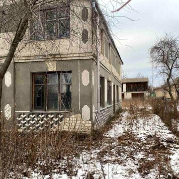 ТЕРМІНОВА продажа/обмін:будівля 200кв.м.+100кв.м.гараж.10соток.Обмін.