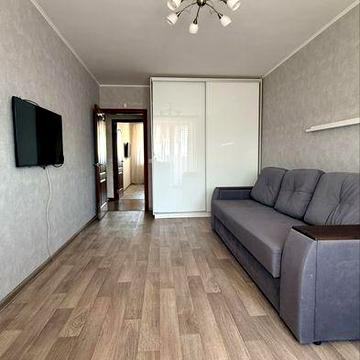 Продам 3-х ком. квартиру на Леся Сердюка
