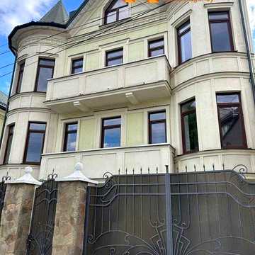 ТЕРМІНОВО ПРОДАМ! 5кім Квартира Люкс Класу + Гараж Центр Республіканська - Бандери