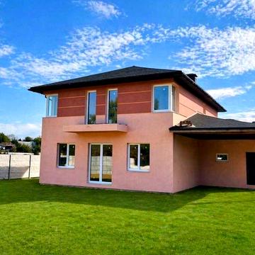 Продам Дом ,ул. Кролевецкая,м.Киевская, 234м2 (код 5556)