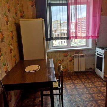 Здам в оренду 1 кімнатну квартиру район 9 мікрорайону.