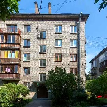 продам 2к квартиру на бл Замості