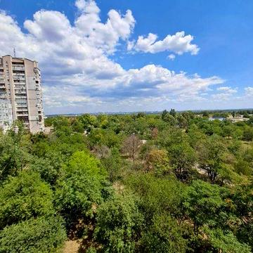 Продается 2 ком квартира по ул. Светлая, Хортицкий р-н