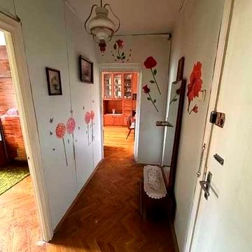 Продаж 2-к квартири по вул.Трильовського,ціна 73000 дол США