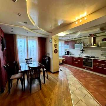 Продам 4 комн квартиру ЖМ Победа  ремонт мебель и техника