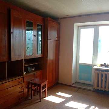 ДУЖЕ ТЕРМІНОВО продам затишну 2-кімнатну квартиру ЖК .
