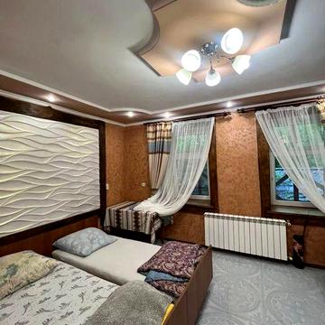 Здам частину будинку