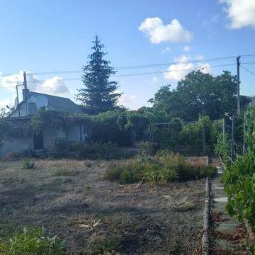 Продам дачну ділянку 12 соток з одноповерховим будинком с.Кошари