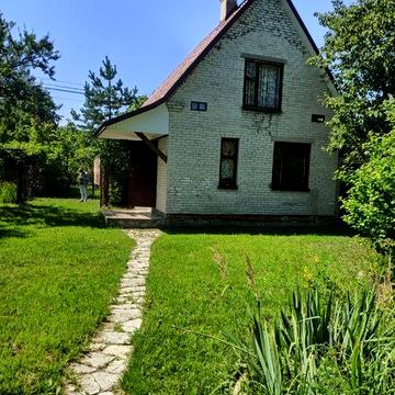 Дачний будинок, садове товариство "Достаток" (Солонківська с/рада), 5 соток