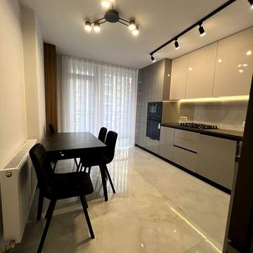 Однокімнатна квартира оренда поруч центру