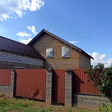 Продається будинок 167 м.кв. (2 поверхи) на 6 сотках з вільним плануванням, Жовтневий район, Миколаїв.
