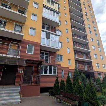 Продаж 3-х кімн. квартири в Голосіївському р-н., вул. Максимовича Михайла 9, М Васильківська , єВідновлення