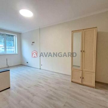 Продаж 2-кімн. квартири з ремонтом Виноградар, вул. Наталії Ужвій, 12