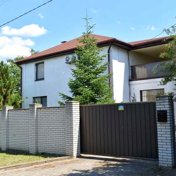 Продаж будинку в Хортицькому районі. Без комісії.