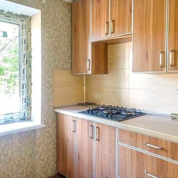 Продам 2 к.кв. метро 23 Серпня, вул Деревянко,4