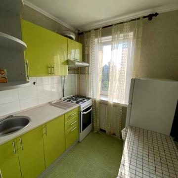 Здається в оренду 1 кім. 6/9 цегла 22м2 вул Мазепи