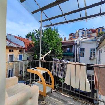 Продам 3-кімнатну квартиру в історичному центрі Одеси — з каміном, високими стелями та капітальним ремонтом!