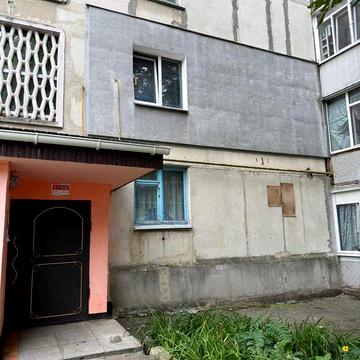 Продаж 3-кімнатної квартири в м.Жовті Води, з меблями, 2 поверх.