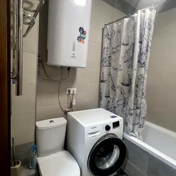 Каховська вул., 58