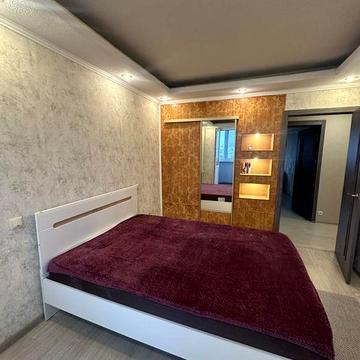 Здам 3 кімнатину квартиру на Олексіївці, пр.Л.Свободи,48А