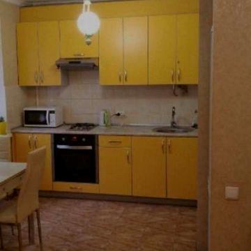 Здам 2х кімнатну квартру в центрі міста