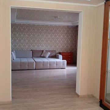 Продам велику 4х кімн квартиру на Левітана (3-335-786)