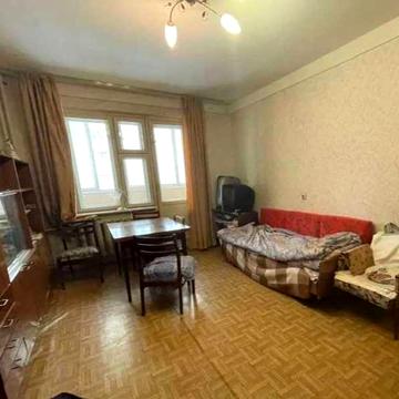 •• 1-кімнатна квартира по пр-т Академіка Глушкова метро Теремки 5 хв.
