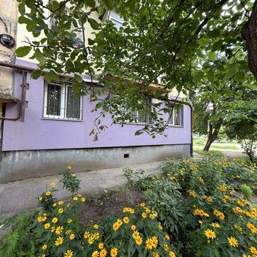 Продам 2х комнатную квартиру в центре города