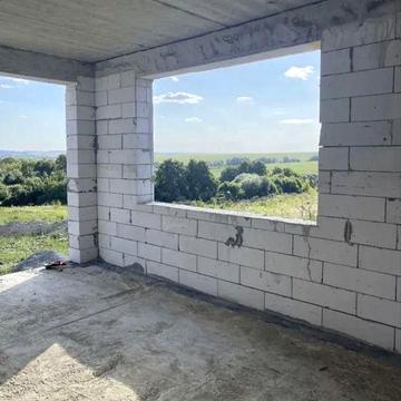 Чудовий якісний будинок, мальовниче місце. Швидкий виїзд до міста44198