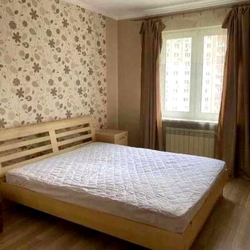 Здається простора 3к квартира на просп. Петра Григоренка, 14