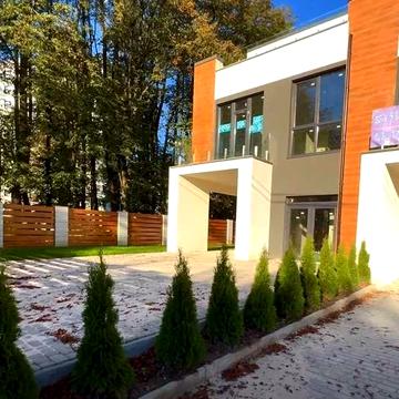 Продається таунхаус біля міського озера.Вул.Приозерна