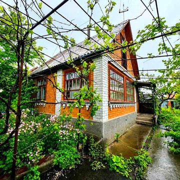 Продаж дачний будинок дача в місті ділянка світло, колодязь