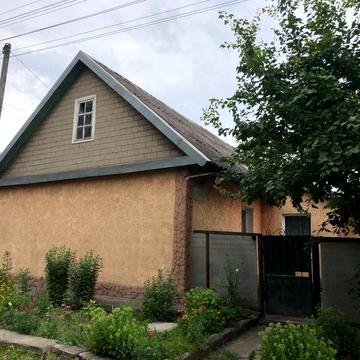 Продам затишний будинок у Камянському — заходь і живи! 64 м + літня кухня. 7 соток. Район стадіону Перемога