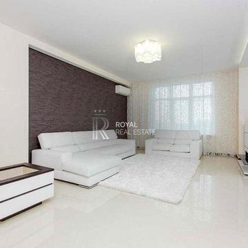 Оренда 3-кімнатна квартира Київ ЖК «Новопечерські Липки» 120 м² 27 поверх Тепла підлога Охорона Сигналізація Гардеробна Печерськ