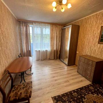 Здам у довгосрокову оренду 1-кім квартиру по пр-ту Повітряних сил (Повітрофлоцький) 62