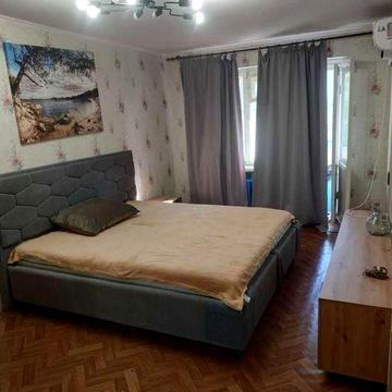 Продажа 1-комн. кв-ры ул. Генерала Петрова, Варненская, район парка Горького. на Черёмушках.