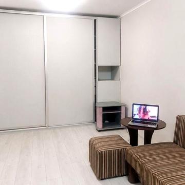 Продаж світлої 1-кімнатної квартири в ЖК «Район» — з меблями та технікою ЖК РАЙОН