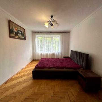 Квартира з ремонтом і меблями в м.Кременець