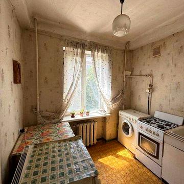 1кімн. Пл. Космонавтів. Мартиросяна, Антонова.
